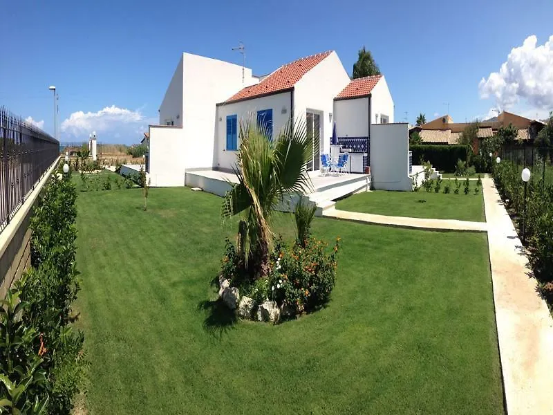 Ferienhaus Villa Letizia Campofelice Di Roccella Italien